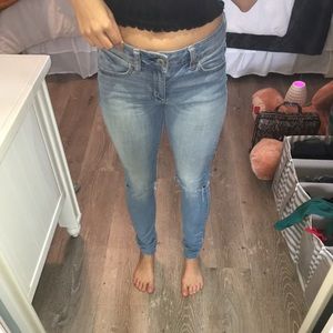 American eagle stretchy jeans